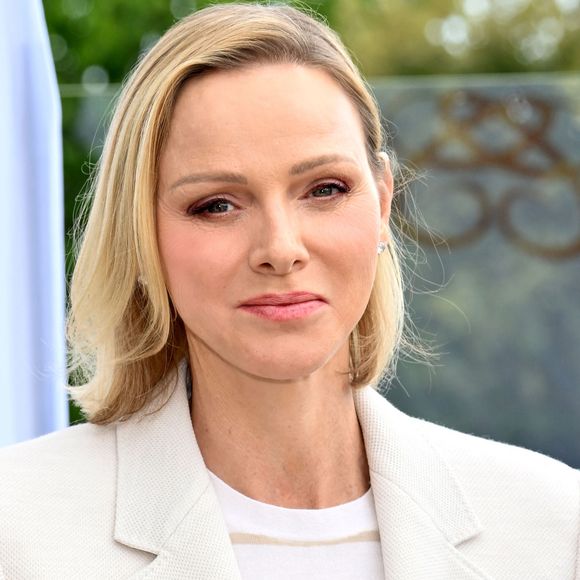 Elle va en effet se rendre en Espagne pour la première fois depuis leur mariage

Le prince Albert II de Monaco, la princesse Charlene et son frère Gareth Wittsrock ont remis les prix du Formula E Monte Carlo Tee Prix au Monte Carlo Golf Club à La Turbie. © Bruno Bebert/Bestimage