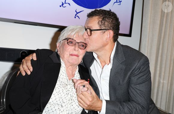 Exclusif - Dany Boon et Line Renaud - Remise du prix "Fonds de dotation Line Renaud-Loulou Gasté" pour la recherche médicale à la Maison de la Recherche à Paris le 15 novembre 2023. © Coadic Guirec/Bestimage