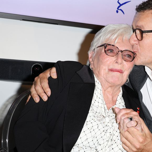 Exclusif - Dany Boon et Line Renaud - Remise du prix "Fonds de dotation Line Renaud-Loulou Gasté" pour la recherche médicale à la Maison de la Recherche à Paris le 15 novembre 2023. © Coadic Guirec/Bestimage