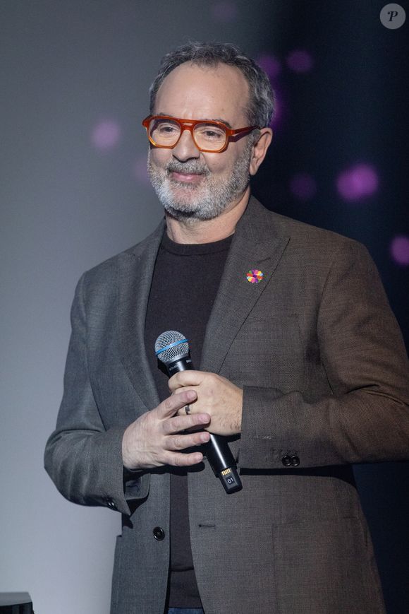 Exclusif - Bruno Solo pour les surprises lors de l'enregistrement de l'émission "La Boîte à secrets", présentée par F.Bollaert et diffusée le 2 janvier 2026 sur France 3, dans les studios du Lendit à Saint-Denis, France, le 1er décembre 2025. © Cyril Moreau/Bestimage
