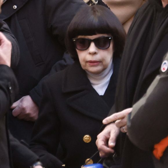 Mireille Mathieu - Sorties des obsèques de Brigitte Bardot en l'église Paroissiale Notre-Dame-de-l'Assomption de Saint-Tropez, France, le 7 janvier 2026.  . © Jacovides-Moreau/Bestimage