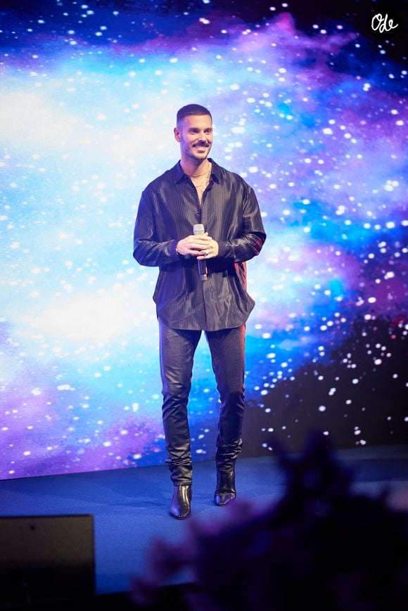 Une toute jeune admiratrice a surpris l'interprète en lui tendant un cadeau hors du commun.

Exclusif - Matt Pokora - 12ème édition de la soirée Global Gift Gala à l'hôtel Four Seasons George V à Paris le 5 octobre 2024.

© Bestimage