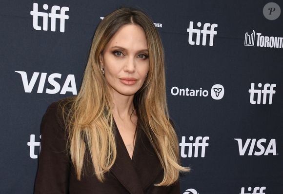 Angelina Jolie lors du 50ème Festival international du film de Toronto ce dimanche 7 septembre. © Backgrid USA / Bestimage