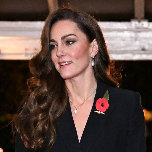 Qui vient de passer une année 2024 très compliquée

Catherine Kate Middleton, princesse de Galles - La famille royale du Royaume Uni assiste au Festival du souvenir (Festival of Remembrance) au Royal Albert Hall, Londres. © Chris Ratcliffe / Pool / Julien Burton via Bestimage