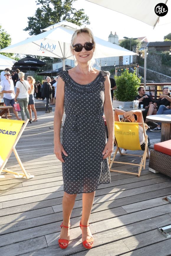 Exclusif - Sandrine Bonnaire, marraine du festival « 22'Vla le Polar » de Pornic, lors de l'inauguration du festival - Le festival « 22'Vla le Polar » est de retour à Pornic pour sa 6e édition, du 14 au 18 août, sous la présidence de Jean-Marc Bloch, ancien directeur de la BRI et de la Police judiciaire de Versailles, et chroniqueur dans l'émission « Non Elucidé ».
© Didier Sabardin / Bestimage