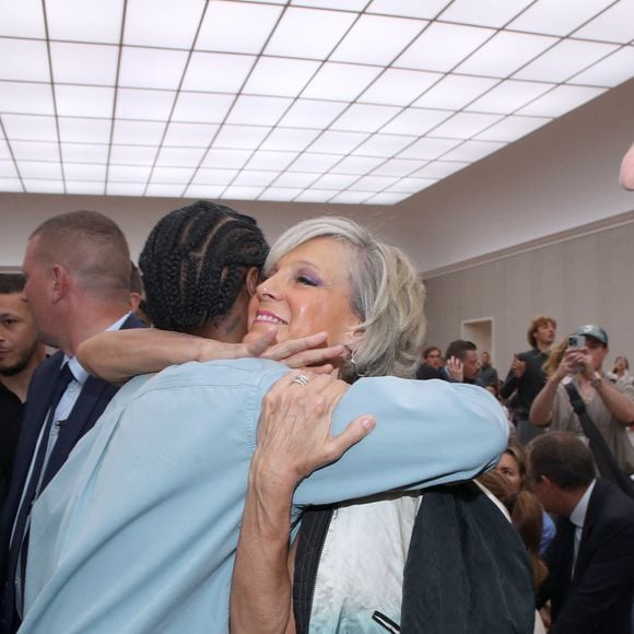 Rihanna, ASAP Rocky, Hélène Arnault et Bernard Arnault - Défilé de mode Dior Homme, Collection Printemps / Été 2026, Front Row, dans le cadre de la Fashion Week de Paris, France, le 27 Juin 2025. 
© Olivier Borde / Bertrand Rindoff / Bestimage