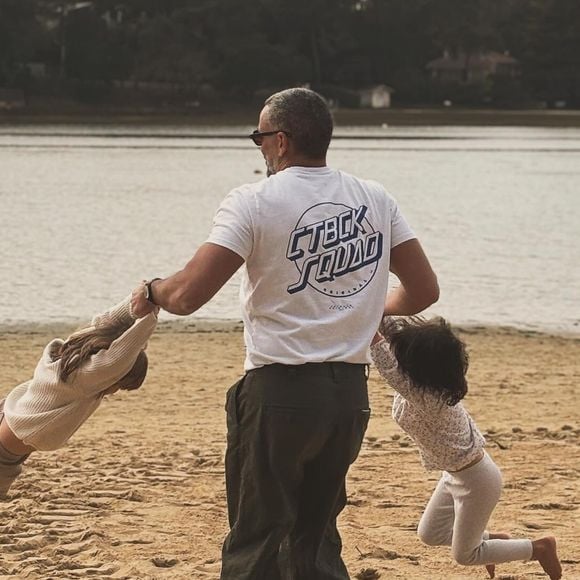 Mais depuis leur séparation en 2010, Julien a refait sa vie. Il a trois jeunes enfants.

Julien Mairesse, l'ex de Florence Foresti et le père de sa fille Toni, sur Instagram.