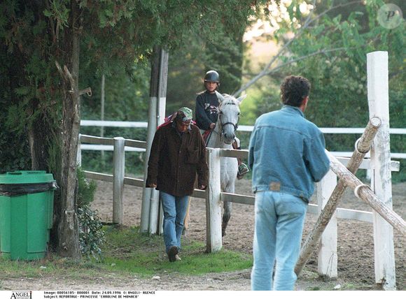 Caroline de Monaco et Charlotte Casiraghi en Provence. AGENCE / BESTIMAGE