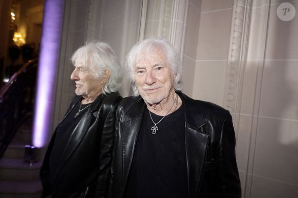 Hugues Aufray en marge de la cérémonie des Stéthos d'Or 2024 à Paris le 19 mars 2024.

© Cédric Perrin / Bestimage