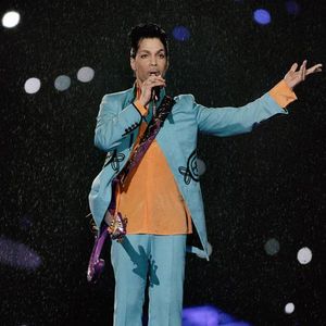 Elle a notamment produit Queen, Michael Jackson, Madonna ou encore Céline Dion.

Le chanteur Prince en concert.

Photo : Abaca Press