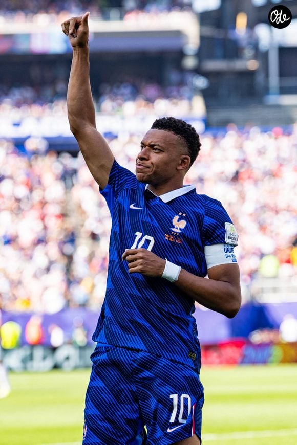De colossales primes de performance sont promises aux joueurs selon leur avancée dans la compétition.

Kylian Mbappe pendant France vs Paraguay durant la Coupe du Monde 2026.

© Imago/Psnewz/Bestimage