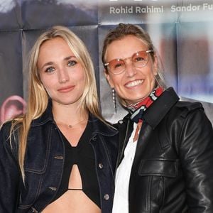 Chloé Jouannet et sa mère Alexandra Lamy - Avant-première du film "Nouveau Monde" au Cinéma Espace Saint-Michel à Paris. © Coadic Guirec/Bestimage