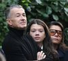Parmi ses proches méconnus, on a pu remarquer la présence d'Anastasia, sa nièce

François Sarkozy, sa fille Anastasia et son ex femme Sophie Douzal - Le clan Sarkozy à la sortie du domicile de Nicolas Sarkozy domicile parisien avant son incarcération à la prison de La Santé à Paris, France, le 21 octobre 2025 © Bestimage