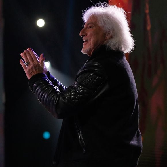 Exclusif - Hugues Aufray - Surprises - Enregistrement de l'émission "La boîte à secrets 14", présentée par F.Bollaert, et diffusée le 28 octobre sur France 3. 
© C.Clovis-J.Tribeca / Bestimage