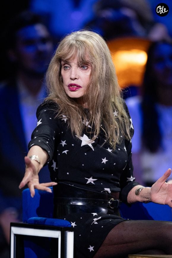 Exclusif - Arielle Dombasle lors de l'enregistrement de l'émission "La Boîte à secrets", présentée par F.Bollaert et diffusée le 16 octobre sur France 3, à Paris, France, le 29 septembre 2026. © Cyril Moreau/Bestimage