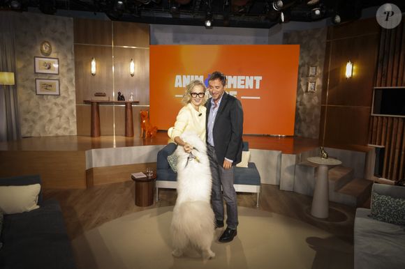 Exclusif - Caroline Roux, sur plateau de la nouvelle émission "Animalement Vôtre" présentée par Bernard Montiel et diffusée le 30 novembre sur France 3, à Paris, France, le 14 octobre 2025. © Jack Tribeca/Bestimage
