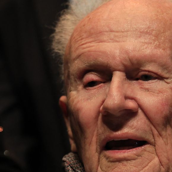 Philipe Bouvard assiste à la projection du documentaire "Les Mille et une vies de Philippe Bouvard" (Paris Première) au théâtre de la Croisette à Cannes, le 30 novembre 2024. Franz Chavaroche / Nice Matin / Bestimage