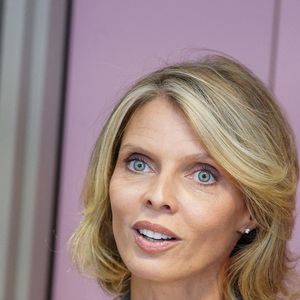 Exclusif - Sylvie Tellier lors de l'inauguration de la quatrième maison des bonnes fées à la Clinique Bizet à Paris le 16 septembre 2025.
© Anne-Sophie Guebey / Bestimage