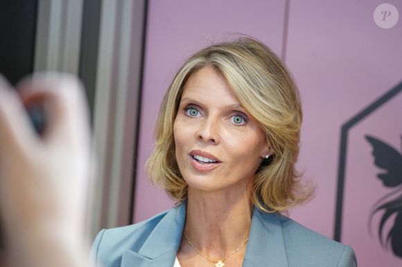 Exclusif - Sylvie Tellier lors de l'inauguration de la quatrième maison des bonnes fées à la Clinique Bizet à Paris le 16 septembre 2025.
© Anne-Sophie Guebey / Bestimage