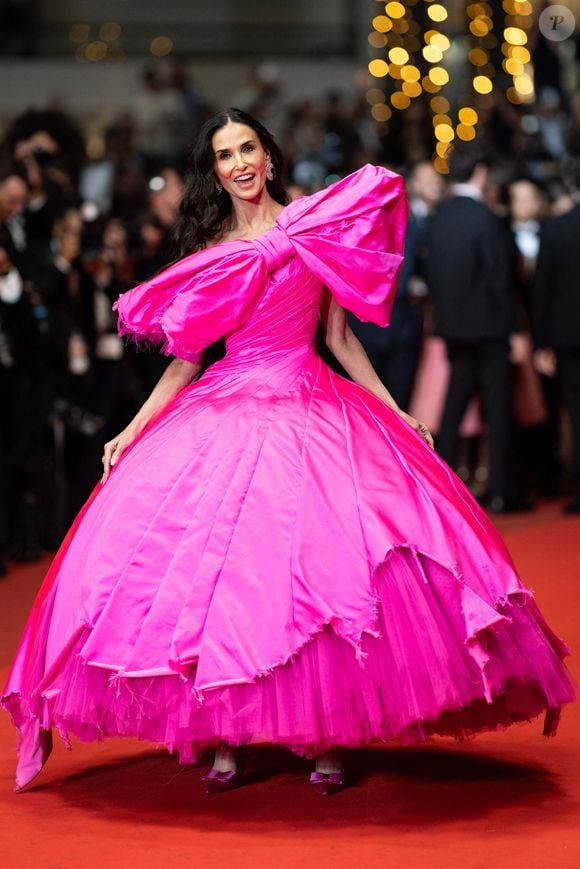 Demi Moore - Montée des marches du film " Paper Tiger " lors du 79ème Festival International du Film de Cannes, le 16 mai 2026. © Jacovides-Moreau / Bestimage