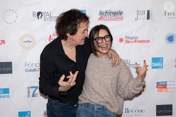 Cali, Lucie Bernardoni participe au festival du livre 'Des Livres, Des Artistes' à la Maison de la Chimie le 01 décembre 2024 à Paris, France. Photo par Nasser Berzane/ABACAPRESS.COM
