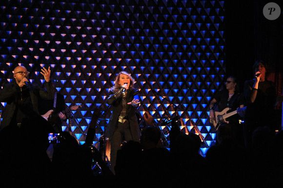 Julie Pietri chante son nouvel album sur la scène de La Nouvelle Eve à Paris le 15 décembre 2022.

© Philippe Baldini / Bestimage