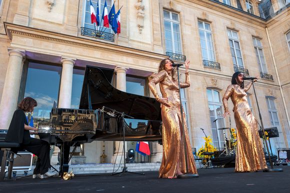 Sylvie Hoarau et Aurélie Saada de Brigitte dans la cour du Palais de l'Élysée dans le cadre de la Fête de la Musique annuelle de la France à Paris, France, le 21 juin 2019. Photo by Xavier Popy/Pool/ABACAPRESS.COM