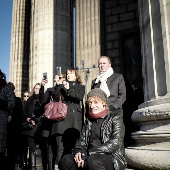 Jean Louis Aubert lors de la cérémonie des obsèques du chanteur français Johnny Hallyday à l'église de la Madeleine à Paris, le 9 décembre 2017. Photo byDenis Allard/pool/ABACAPRESS.COM