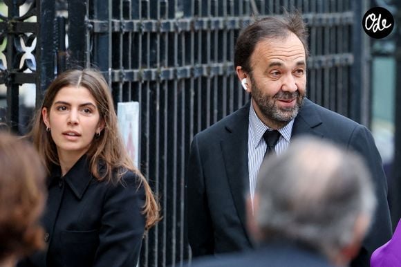 Frédéric Salat-Baroux et sa fille Esther aux funérailles de B. Chirac à la basilique Sainte-Clotilde à Paris (7e) le 12 juin 2026. L’ancienne première dame de France est décédée le 5 juin 2026 à l’âge de 93 ans. 
© Jacovides / Liewig / Bestimage