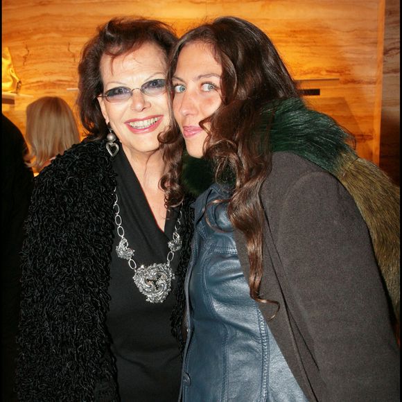 Claudia Cardinale et sa fille Claudia Squitieri - soirée pour l'inauguration de la boutique "Fendi" au 22 Montaigne à Paris. RINDOFF-BORDE / BESTIMAGE
