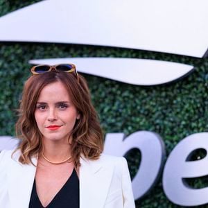 Elle roulait à 61 au lieu de 48 kilomètres à l'heure... 

Emma Watson à l'US Open le 5 septembre 2023  © PI via Zuma Press/Bestimage
