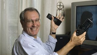 "Il y fait bon vivre" : Dans l'appartement parisien de Bernard Le Coq, son cocon avec vue imprenable sur l'Arc de Triomphe