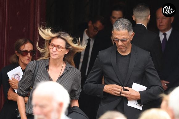 Sarah Poniatowski et son compagnon Roschdy Zem - Sorties des obsèques de Nicolas Altmayer en l'église Saint-Germain-des-Prés à Paris le 31 aout 2026. © Dominique Jacovides-Cyril Moreau/Bestimage #