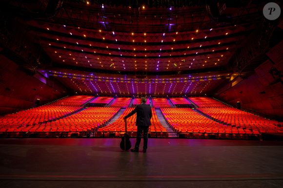 Exclusif - Rendez-vous avec Chico et son fils Mario au Palais des Congrès à Paris le 11 mai 2025. © Christophe Clovis / Bestimage