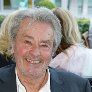 Installé dans l'Est depuis plusieurs années, il a été interpellé au sein même d'une église dans la région de Strasbourg.


Alain Delon - People à la soirée "La nuit des Médias" lors du festival équestre de Aachen. Le 15 juillet 2014 Action Press / Bestimage