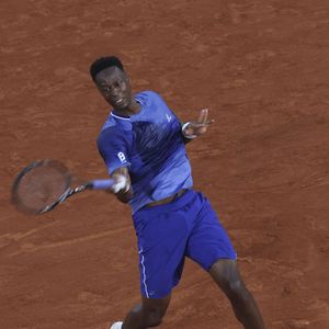 Hugo Gaston (FRA) Vs Gael Monfils (FRA) - Gaël Monfils joue et perd son dernier match face à Hugo Gaston lors des internationaux de tennis de Roland Garros à Paris le 25 mai 2026. © Michael Baucher / PsnewZ / Bestimage