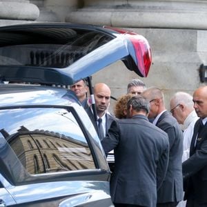 Pascal Desprez, le mari de Mireille Darc - Arrivées - Obsèques de Mireille Darc en l'église Saint-Sulpice à Paris, France, le 1er septembre 2017.
Bestimage