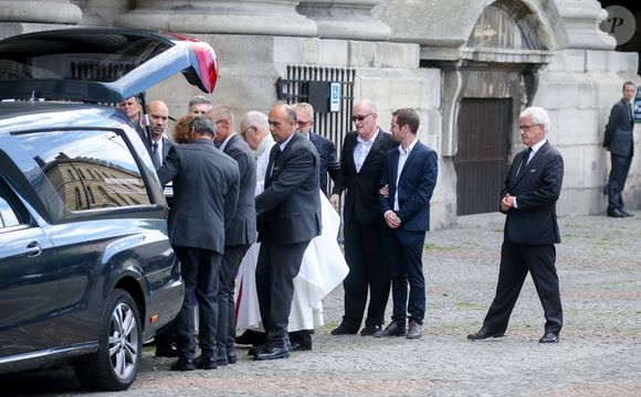 Pascal Desprez, le mari de Mireille Darc - Arrivées - Obsèques de Mireille Darc en l'église Saint-Sulpice à Paris, France, le 1er septembre 2017.
Bestimage