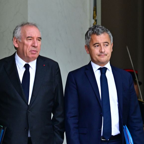 François Bayrou, Premier ministre, Gérald Darmanin, Ministre d'État, garde des Sceaux, ministre de la Justice - Sorties du Conseil des ministres au palais de l'Elysée à Paris, le 23 juillet 2025.
© Christian Liewig/Bestimage