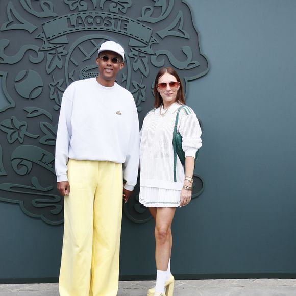Stromae et sa femme Coralie Barbier au photocall du défilé Lacoste "Collection Prêt-à-Porter Automne/Hiver 2025-2026" lors de la Fashion Week de Paris (PFW), le 9 mars 2025

© Christophe Clovis / Bestimage