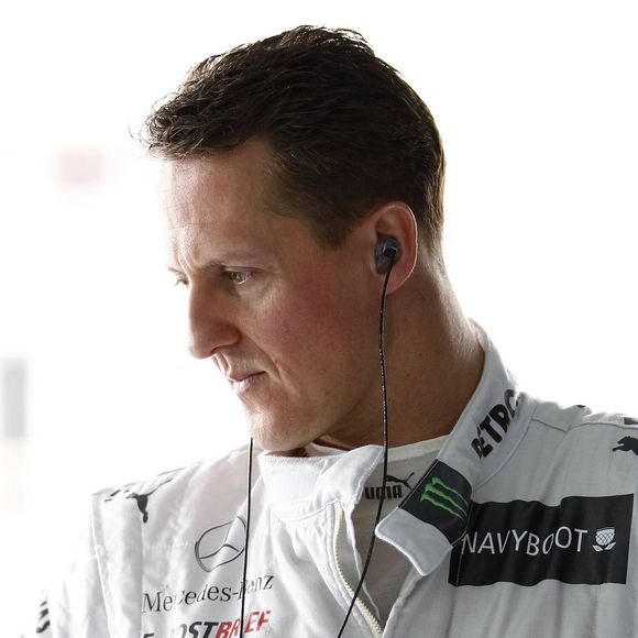 La situation de Michael Schumacher “très triste” ?

Archives - Michael Schumacher lors du Grand Prix de Formule 1 de Manama au Bahrein. GTRES / BESTIMAGE