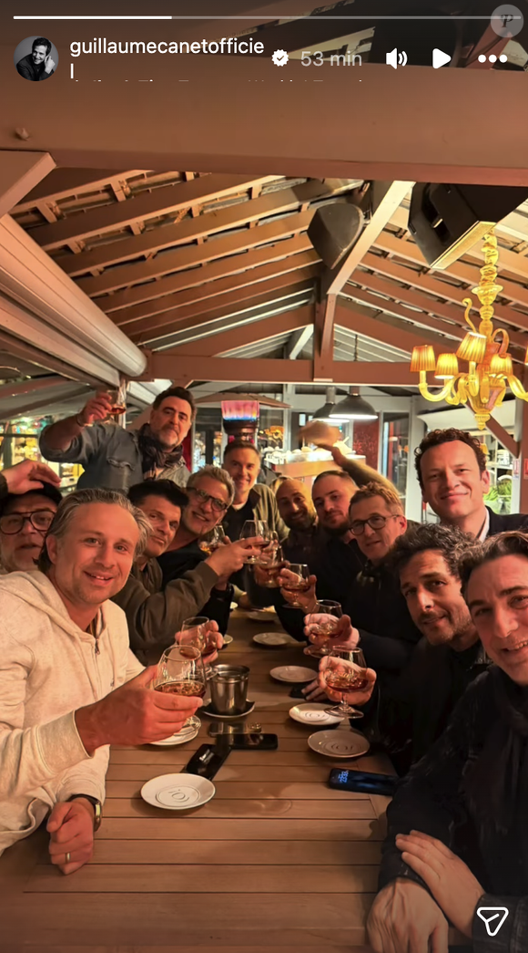 Entre deux activités, la troupe a profité des meilleures tables du coin.
