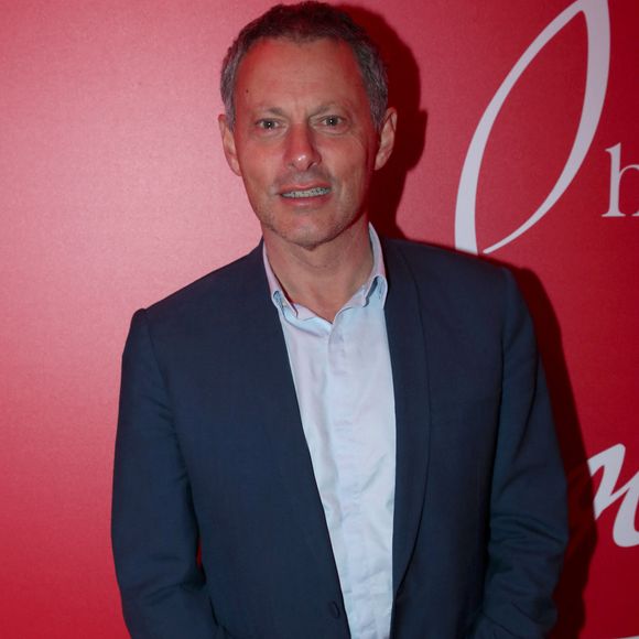 Mais la situation devrait prochainement changer : une loi a été adoptée par les députés, elle vise à interdire les réseaux sociaux aux jeunes de moins de 15 ans.

Marc-Olivier Fogiel au " Loubi Show " by Christian Louboutin dans le cadre de la Fashion Week de Paris, au DOJO de Paris, France, le 2 Octobre 2025.

© Bertrand Rindoff / Bestimage