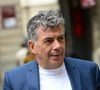 Stéphane Plaza, figure emblématique de l'immobilier, 

Jugé en appel pour violences conjugales, l’animateur Stéphane Plaza arrivent avec ses avocats, Julien Roelens et Antonin Gravelin-Rodriguez (Cabinet Joshua), pour la décision de la justice après les réquisitions formulées en juillet au tribunal de Paris © Bestimage