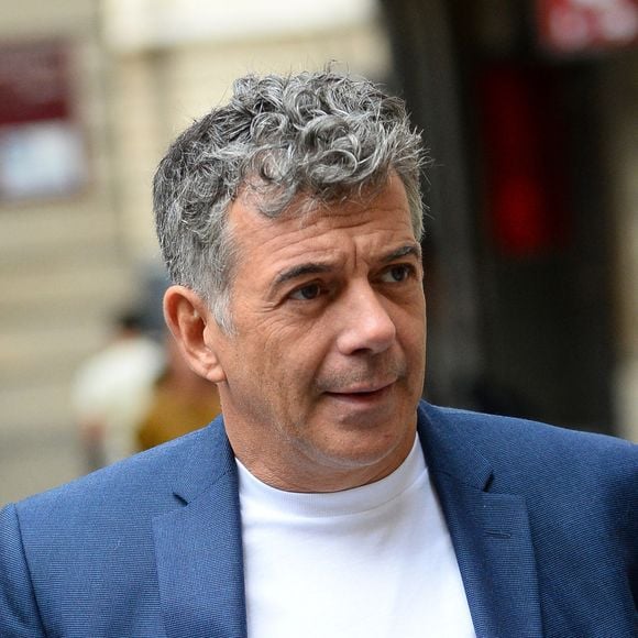 Stéphane Plaza, figure emblématique de l'immobilier, 

Jugé en appel pour violences conjugales, l’animateur Stéphane Plaza arrivent avec ses avocats, Julien Roelens et Antonin Gravelin-Rodriguez (Cabinet Joshua), pour la décision de la justice après les réquisitions formulées en juillet au tribunal de Paris © Bestimage