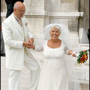 Archive - Mariage de MIMIE MATHY et BENOIST GERARD en la mairie de Neuilly Sur Seine. © Guillaume Gaffiot / Bestimage