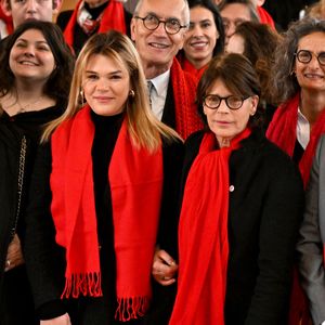 La soeur du prince Albert est engagée depuis de nombreuses années.

Le prince Albert II de Monaco, la princesse Stéphanie et sa fille Camille Gottlieb ont participé au déploiement des "Courtepointes" en mémoire des victimes du SIDA, au Musée Océanographique de Monaco, le 1er décembre 2022. © Bruno Bebert / Bestimage