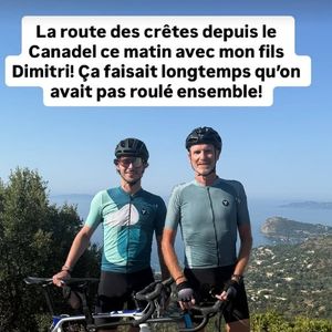 Denis Brogniart et son fils Dimitri, sur une photo publiée sur le compte Instagram de l'animateur de TF1, le lundi 11 août 2025.