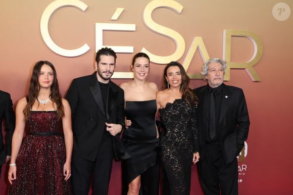 Mallory Wanecque, François Civil, Adèle Exarchopoulos, Elodie Bouchez, Alain Chabat -  Photocall de la 50ème édition de la cérémonie des César à l'Olympia à Paris, France, le 28 février 2025 © Dominique Jacovides - Olivier Borde / Bestimage