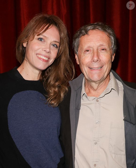 L'animateur de l'émission culte de "J'irais dormir chez vous" a posé aux côtés de sa compagne le mercredi 22 octobre 2025

Antoine de Maximy et sa compagne Magali Bénèt - Générale de la comédie musicale "Victor Lustig, l’homme qui vendit la Tour Eiffel" au théâtre Bobino à Paris le 22 octobre 2025. © Coadic Guirec/Bestimage